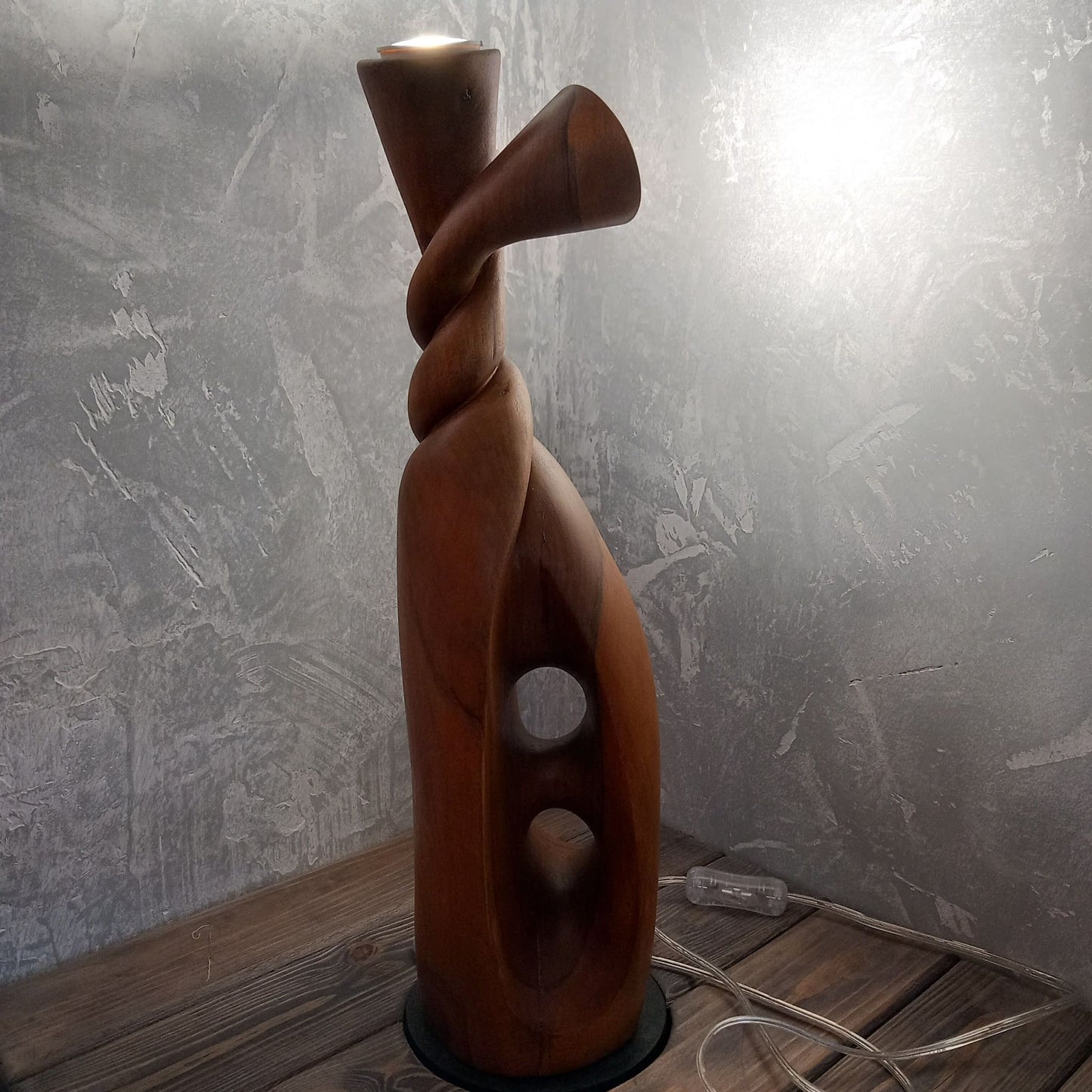 Bagpipe Solid Walnut Wood Desk Lamp