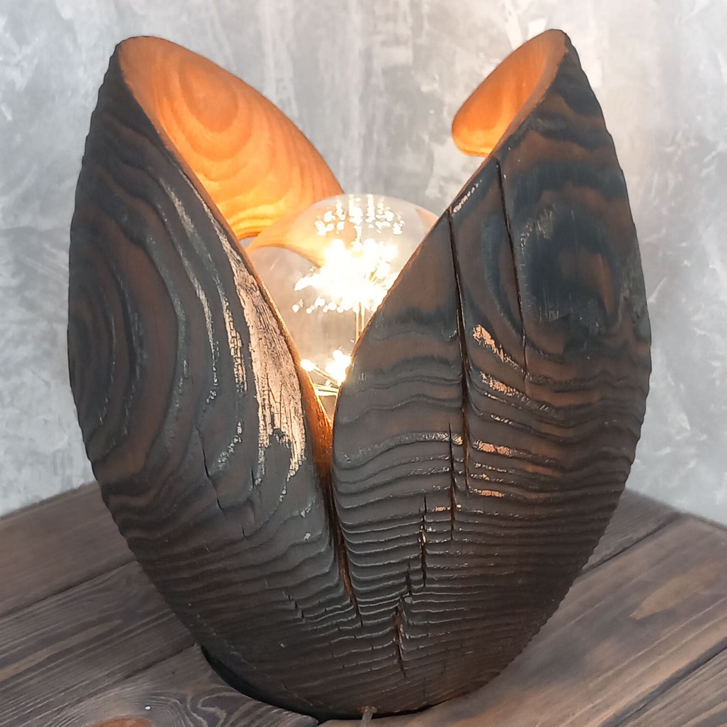 Burnt Wood Yakisugi Black Gold Lamp