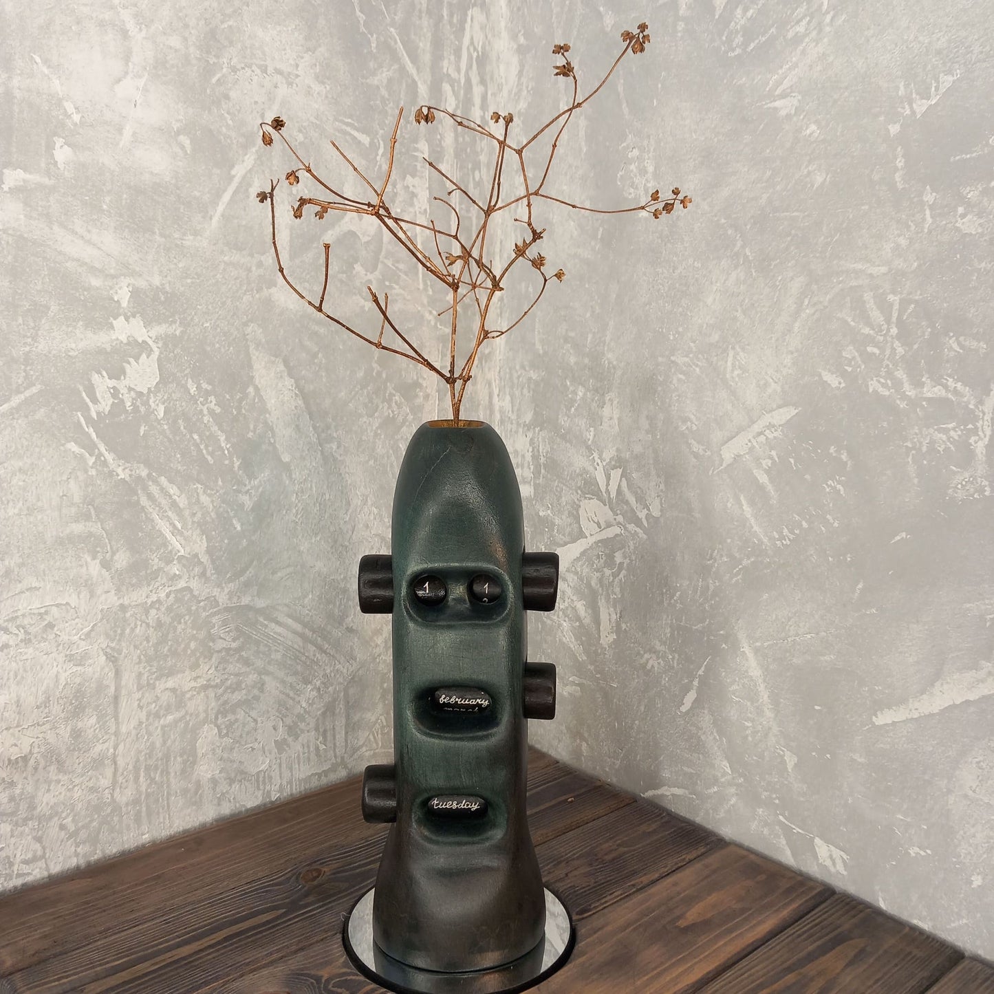 Dark Green Perpetuum Calendar Vase
