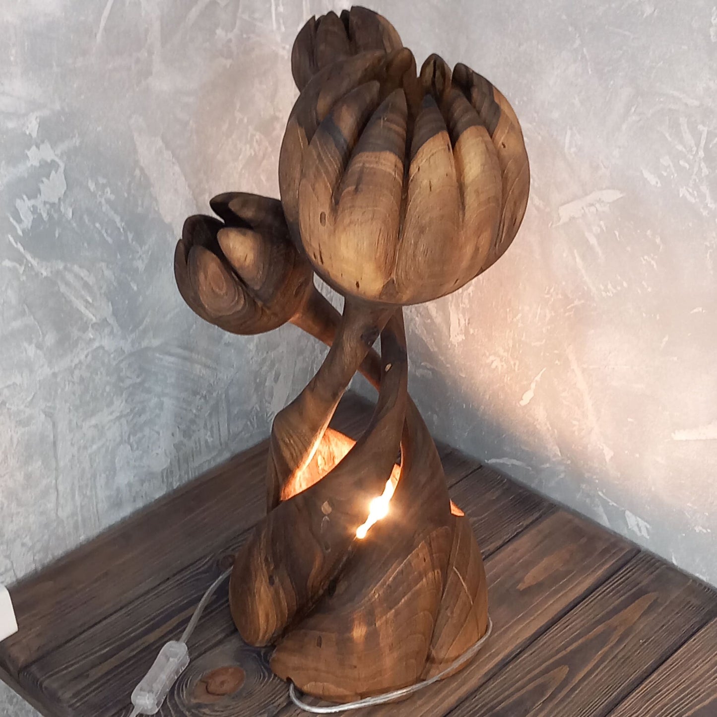 Elegant Wooden Nymphaea Sculptural Lamp