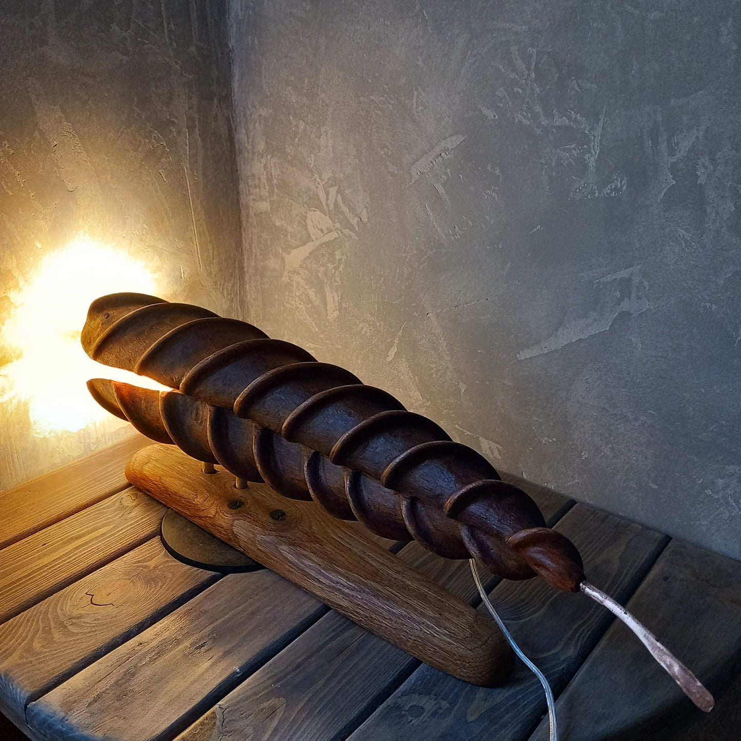 Handcrafted Illuminated Sculpture Dry Leaf