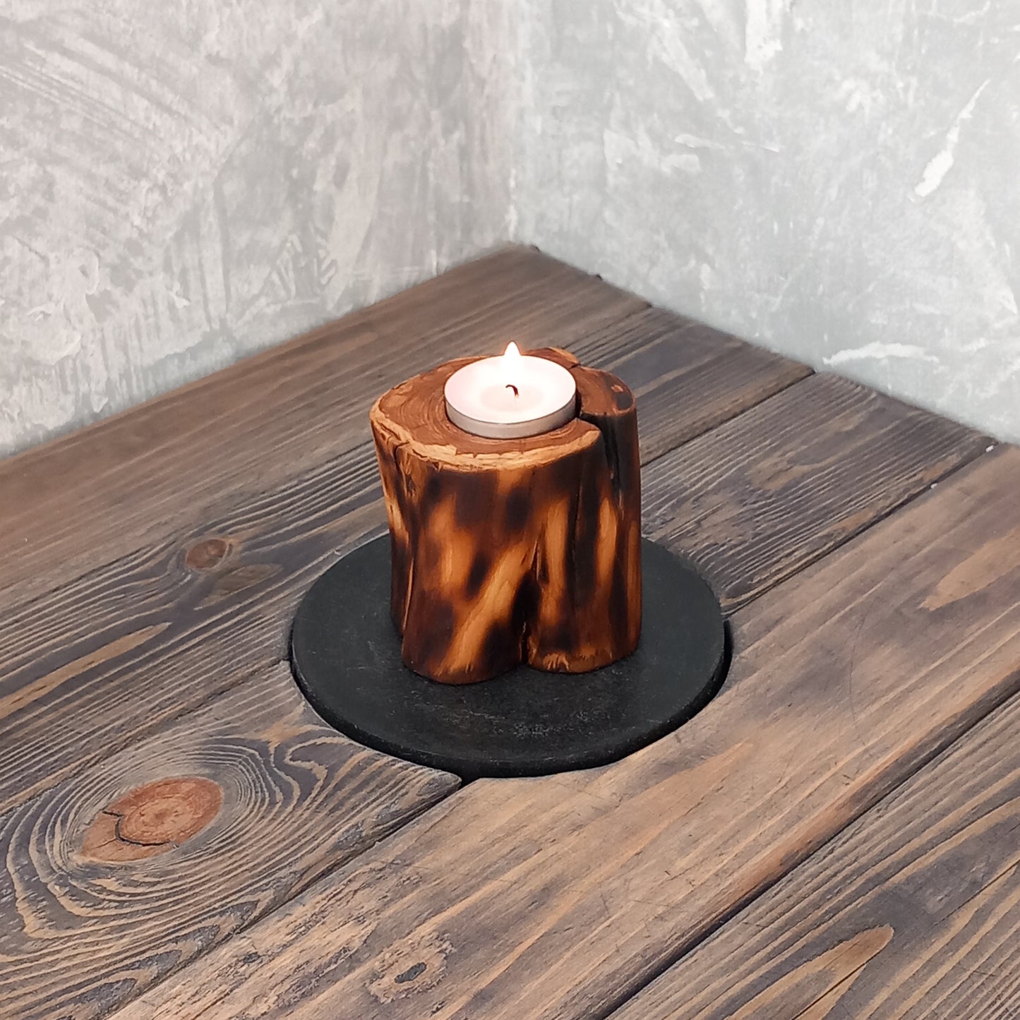 Set of 2 Lilac Wood Candle Holders
