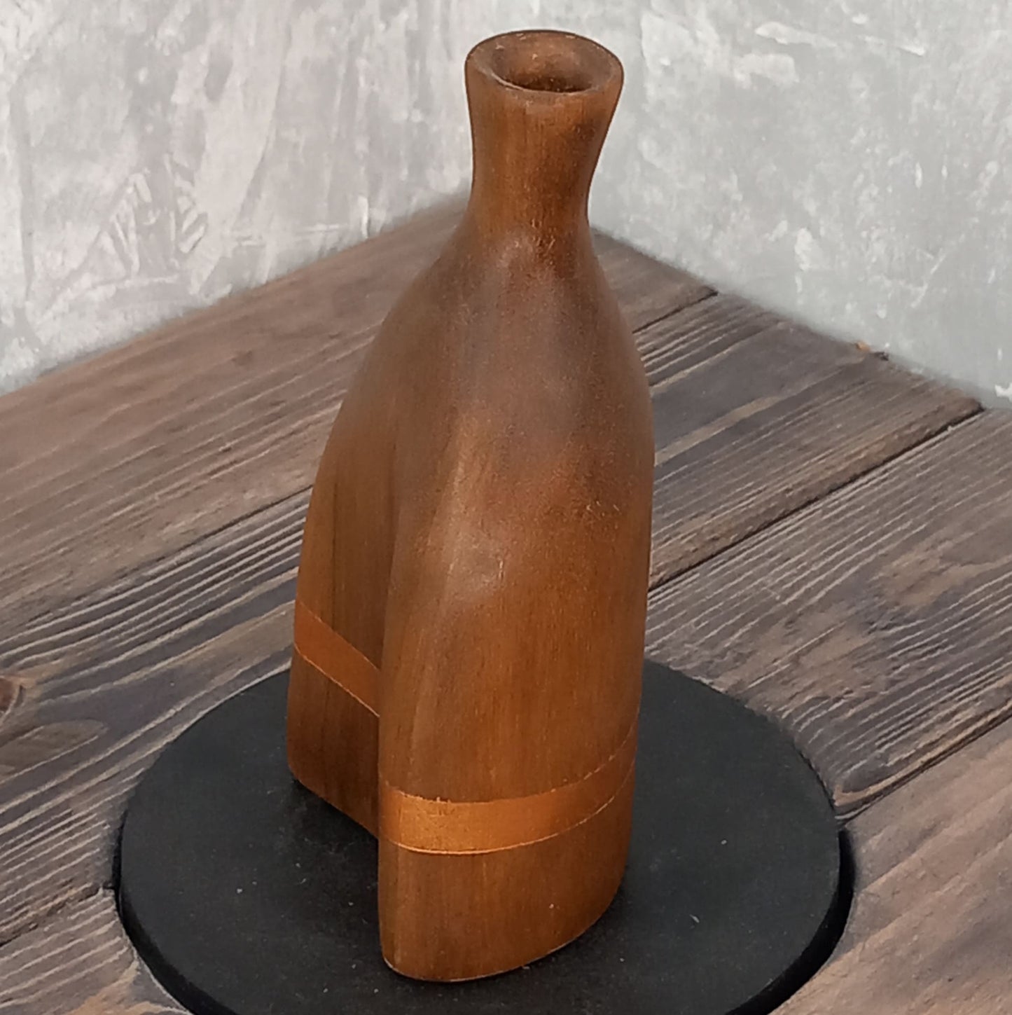 Set of 4 Gold Line Walnut Vases