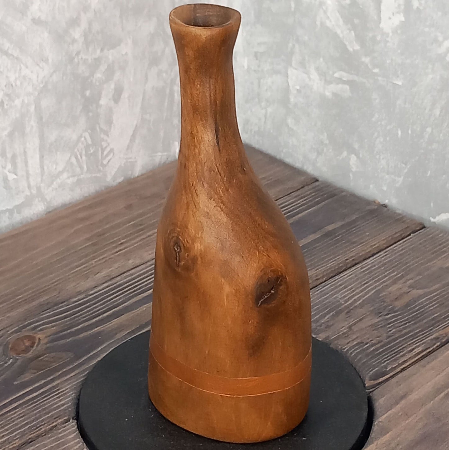 Set of 4 Gold Line Walnut Vases