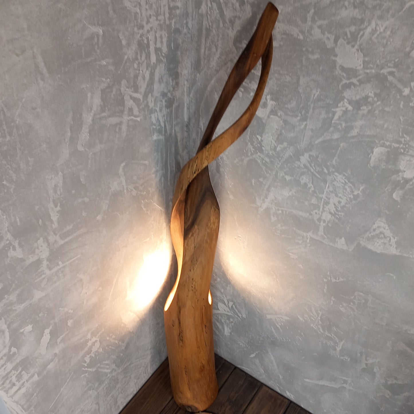 Tall Sculptural Liana Lamp