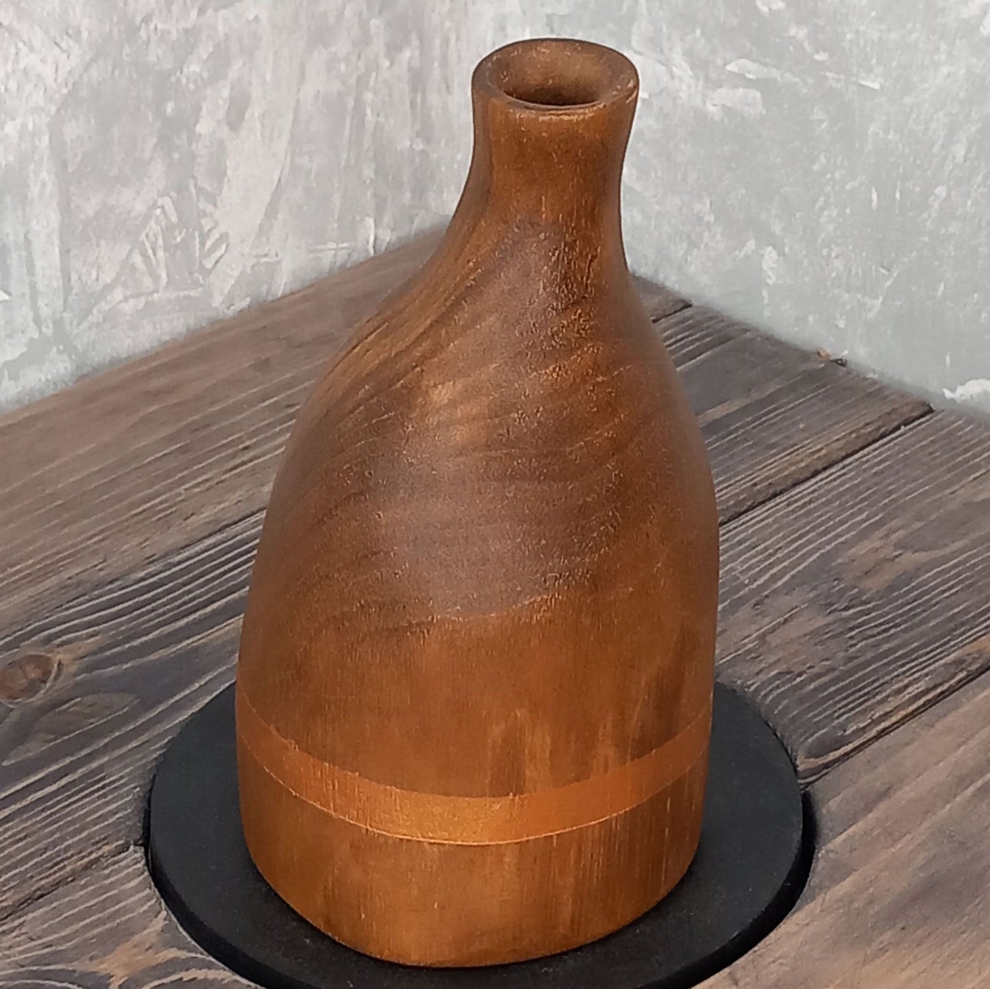 Set of 4 Gold Line Walnut Vases